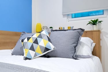 1 bed studio, St Leonards Gate, City Centre, Lancaster, LA11NN - Image 2